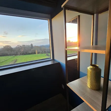 La Maison D'achille Hébergement de vacances *